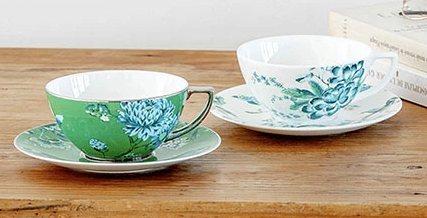 WEDGWOOD ティーカップ＆ソーサー ペアギフトセット ホワイト＆グリーンアレクサンドラ ティーカップ&ソーサーペア